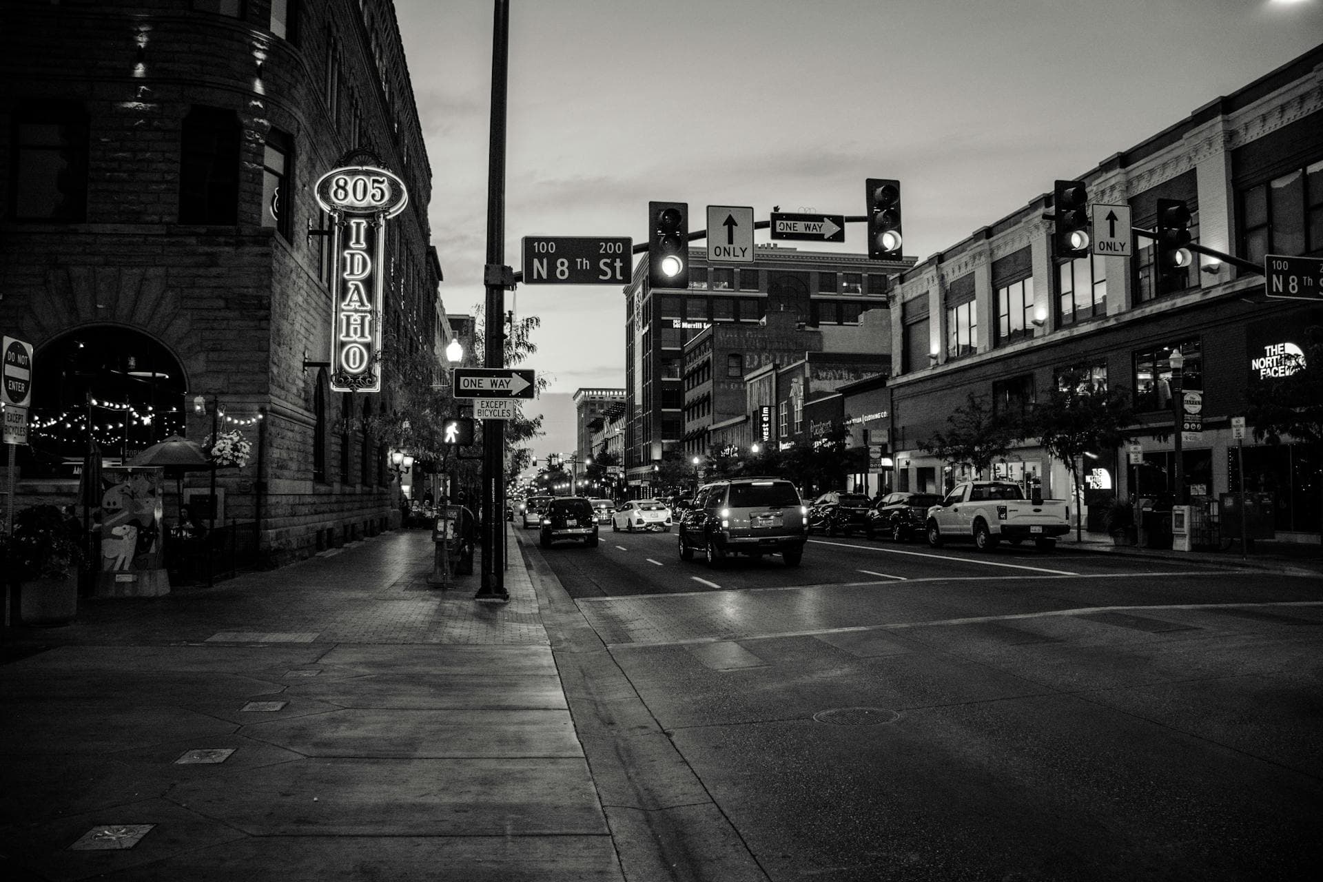 Black and white city street scene photographed by Brett Sayles